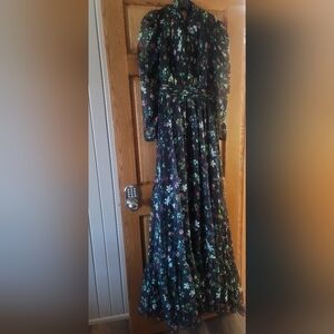 Mac Duggal Floral Chiffon Cutout Long Sleeve Gown size 10. Missing strap.